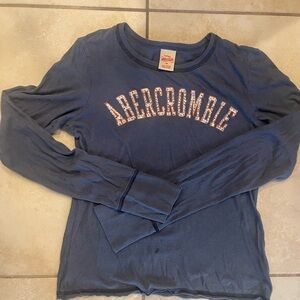 Abercrombie & Fitch Blue Long Sleeve Tee